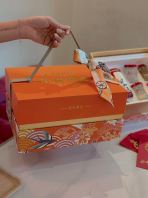 Yu Nest Chinese New Year 2025 4 Bottle Bird Nest Gift Set - Package A Yu Nest Chinese New Year 2025 4 Bottle Bird Nest Gift Set - Package A